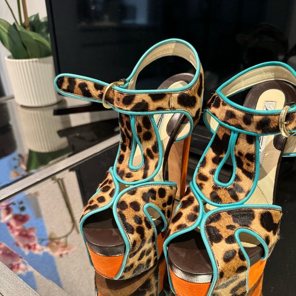 Brian Atwood Heels - size 37.5 - Picture 3 of 6